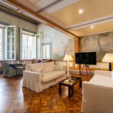 Giraldi 10 Apartment
